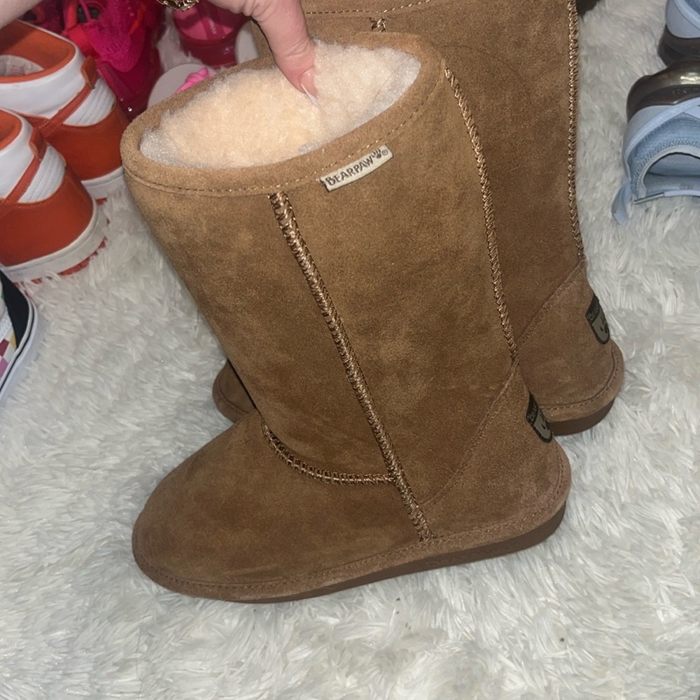 Bear paw boots brand new
